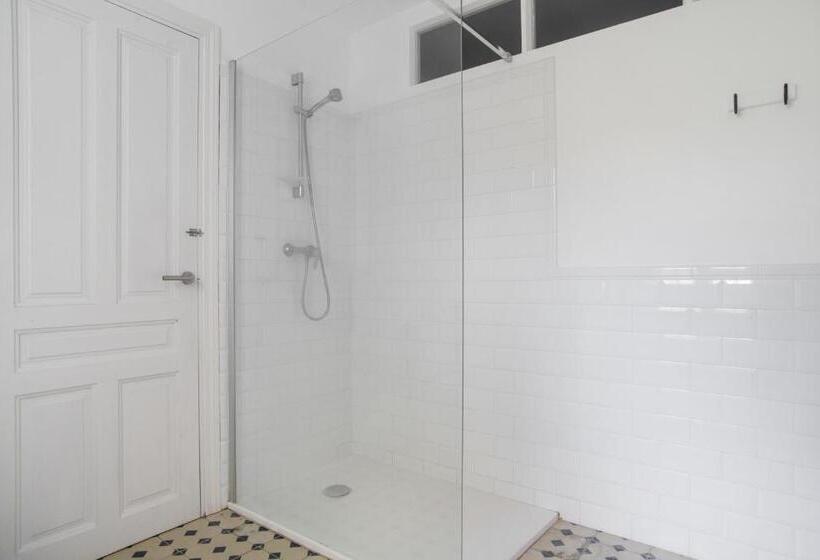 Spacious House With Garden In Sardon De Duero