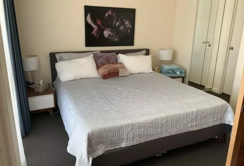 Alex Beach Resort 317/428