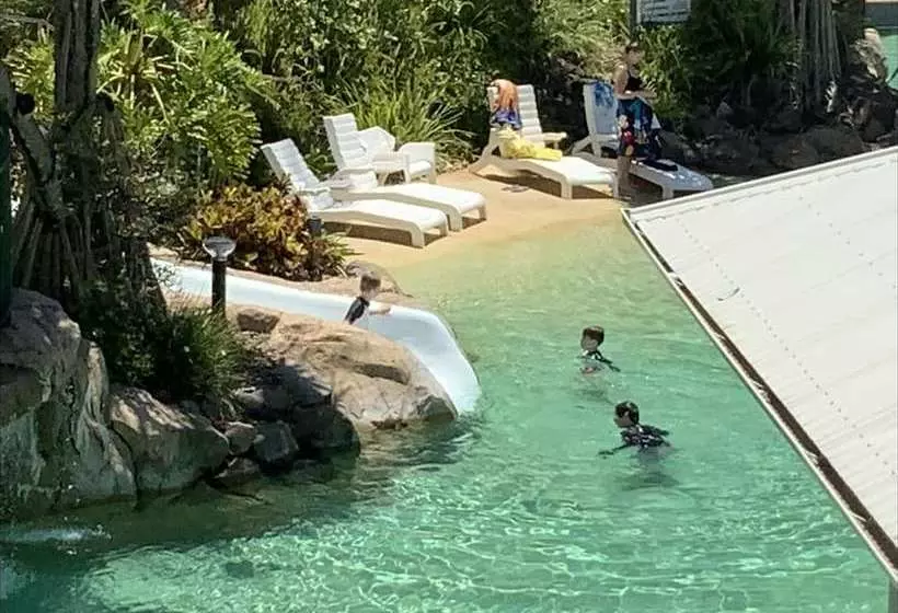 Alex Beach Resort 317/428