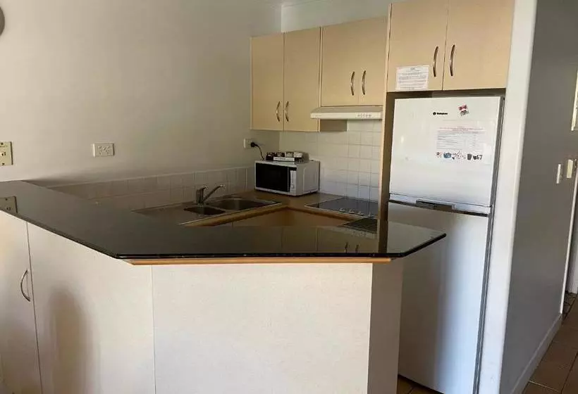 Alex Beach Resort 317/428