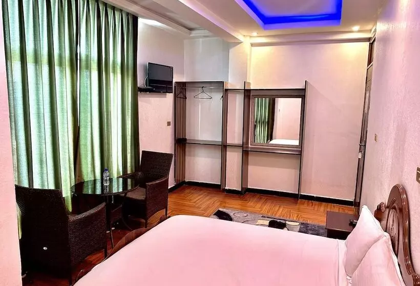 تختخواب و صبحانه Addis Amba Guest House