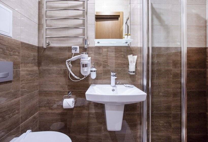 ホテル Gold Inn By Academia