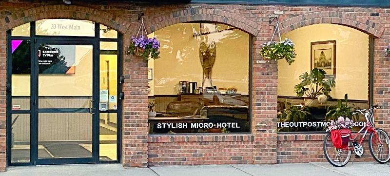 فندق The Outpost