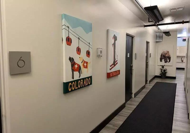 ホテル The Outpost