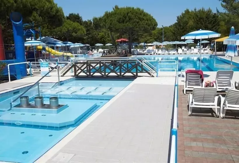 ホテル Victoria Mobilehome In Camping Village Mediterraneo