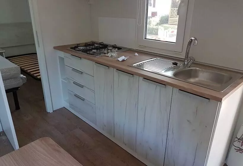 ホテル Victoria Mobilehome In Camping Village Mediterraneo
