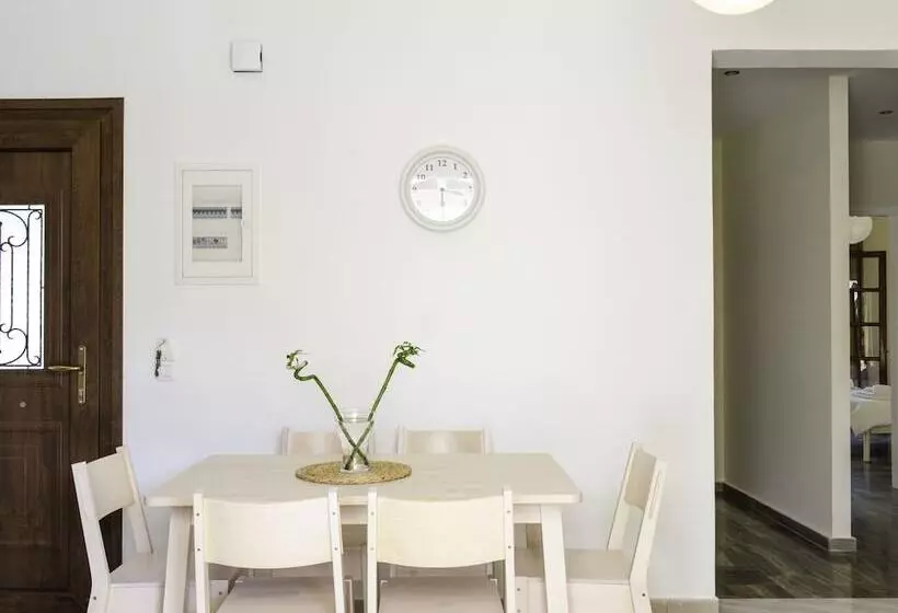 Miltiadis Apartments
