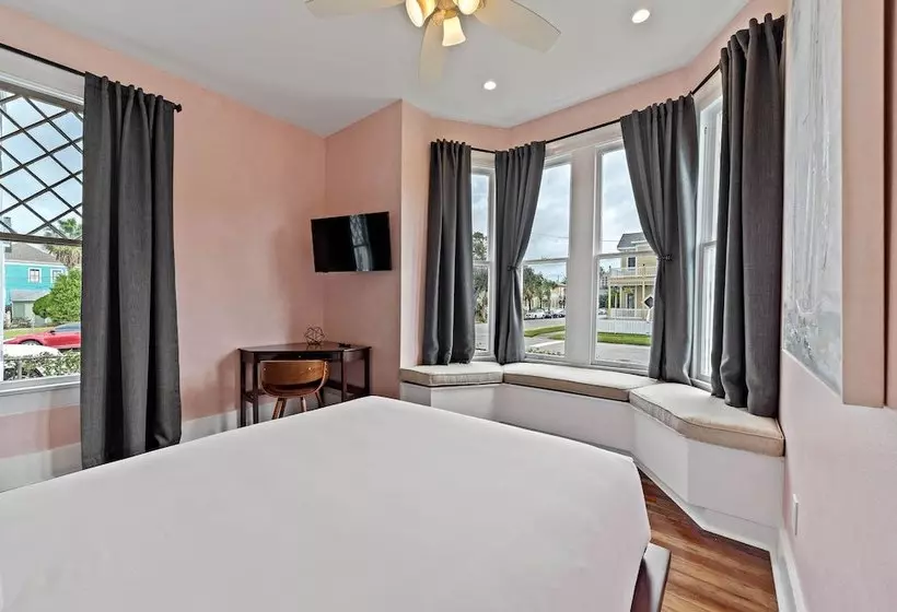 پانسیون Domum De Vence