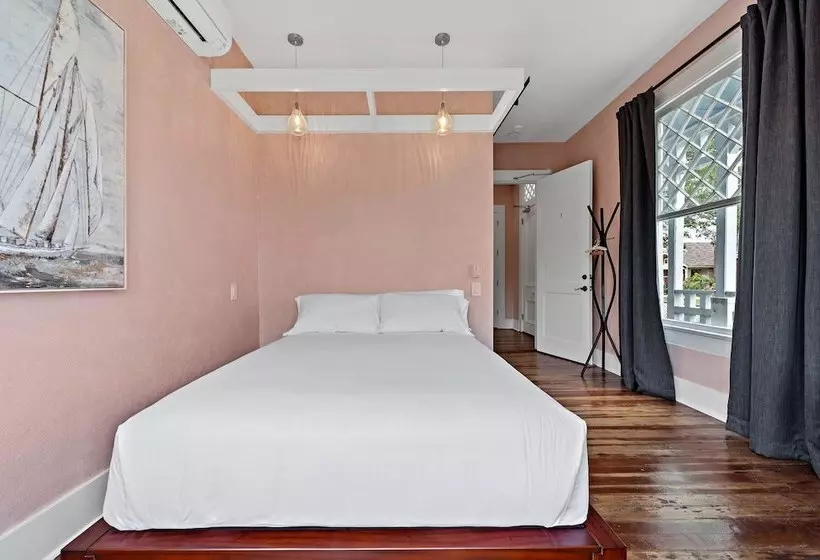 پانسیون Domum De Vence