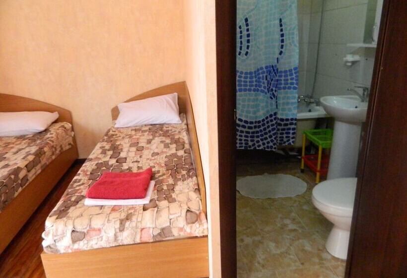 ペンション Guest House Kovcheg