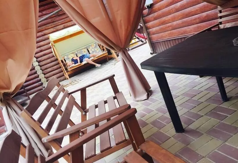 پانسیون Guest House Kovcheg