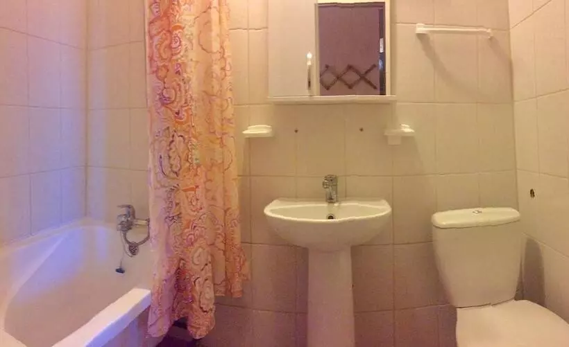 پانسیون Guest House Kovcheg