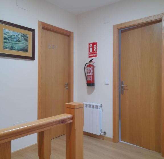 פנסיון Sleeping Portomarin 2