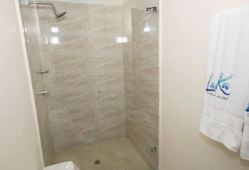 هاستل Luka Cartagena