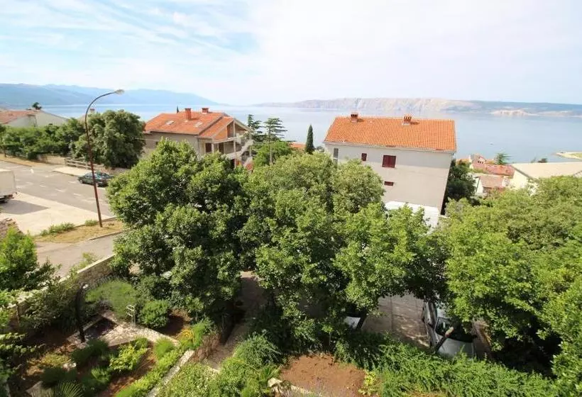 Apartments Ivona 4