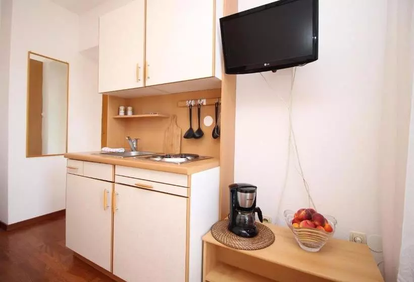 Apartments Ivona 4