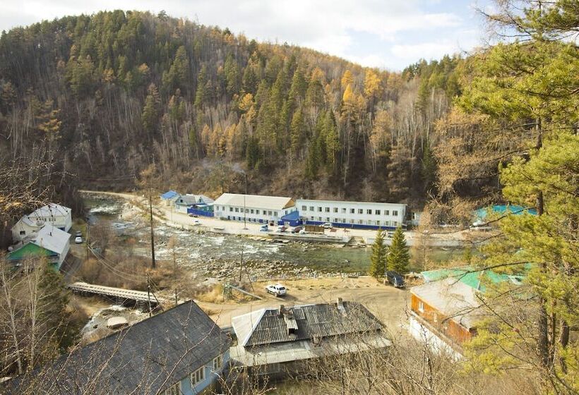 酒店 Pansionat Energetik