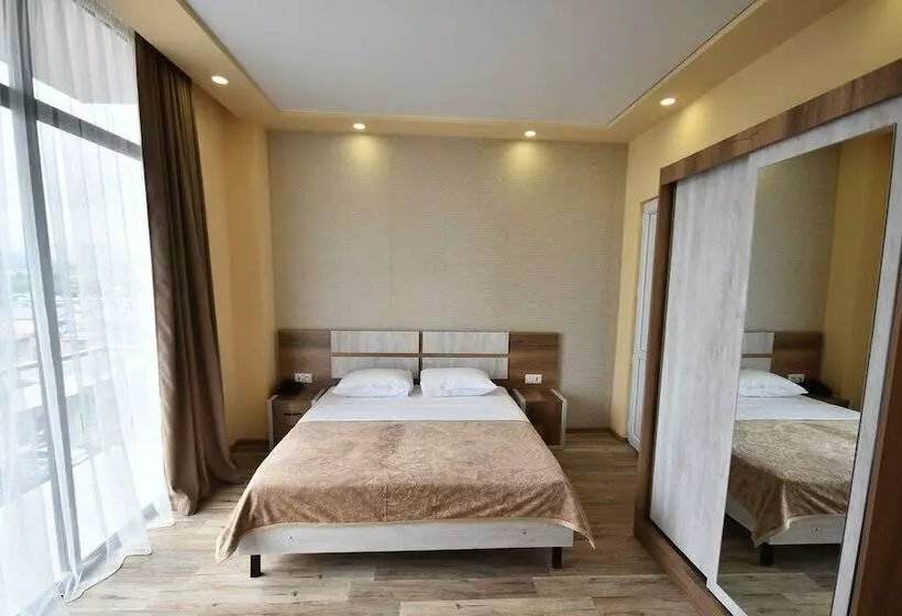 هتل Royal Georgia