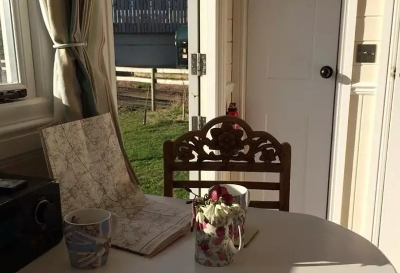 هتل روستایی Nash End Farm Hideaway