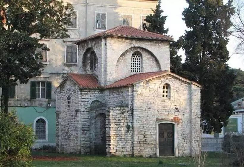 House Bozac