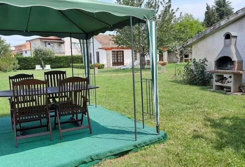 House Bozac