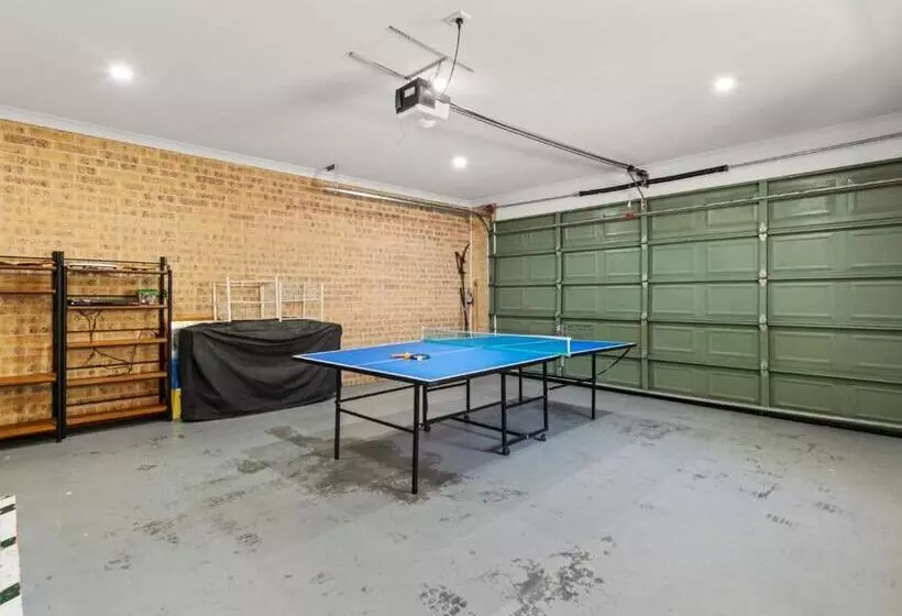 1 39 Leonard Ave   Comfort, Space And Wi Fi