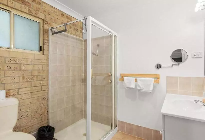 1 39 Leonard Ave   Comfort, Space And Wi Fi