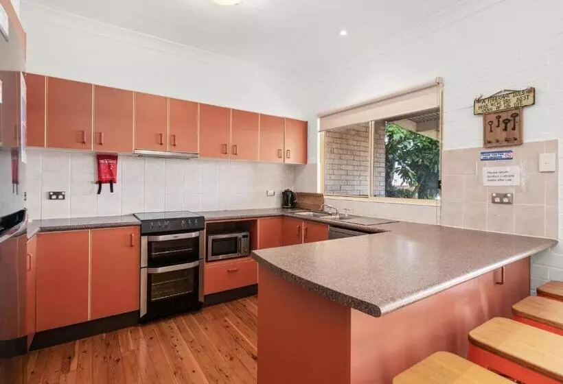 1 39 Leonard Ave   Comfort, Space And Wi Fi