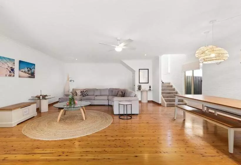 1 39 Leonard Ave   Comfort, Space And Wi Fi