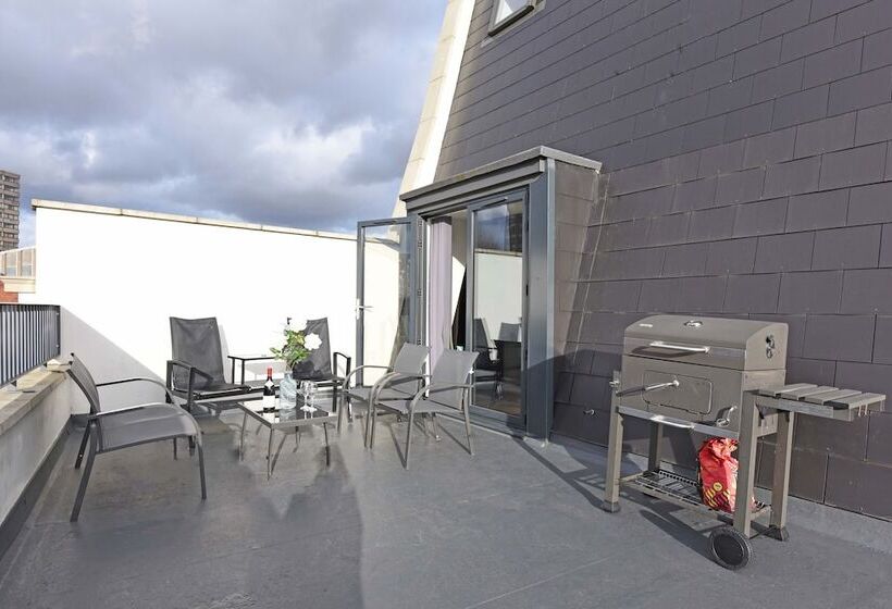 Modern & Spacious 2 Bed Apartment At Clapham Junction