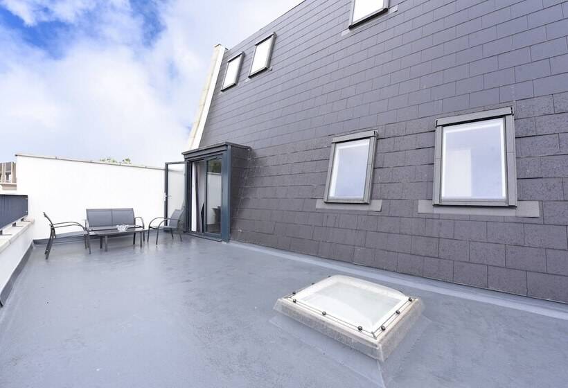 Modern & Spacious 2 Bed Apartment At Clapham Junction