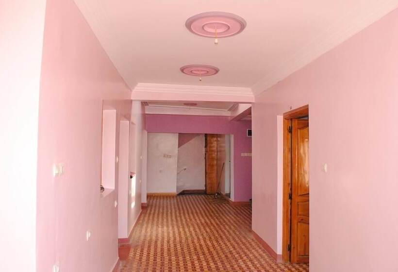 بنسيون Auberge Tamazirt