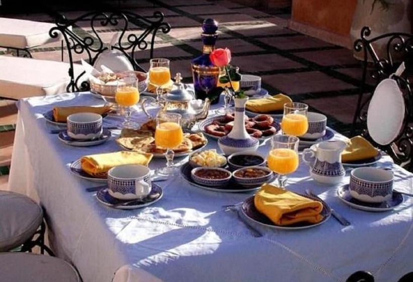 بنسيون Auberge Tamazirt