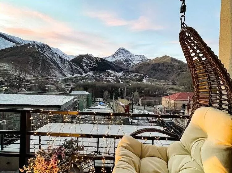 پانسیون Belmonte Kazbegi