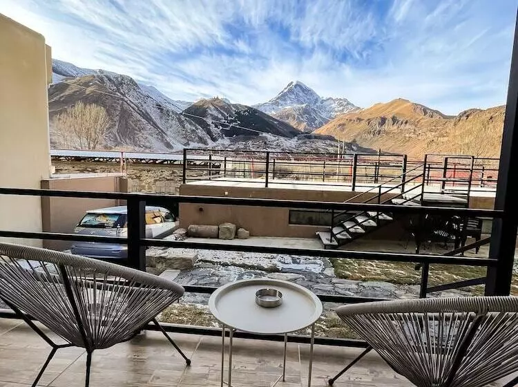 پانسیون Belmonte Kazbegi