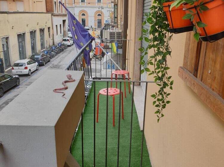 Pisa Train Station Hostel