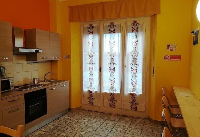 Pisa Train Station Hostel