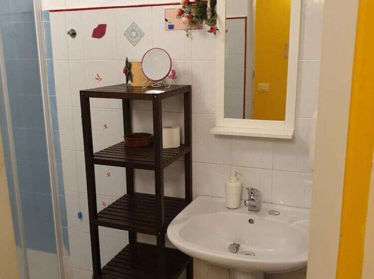 Pisa Train Station Hostel