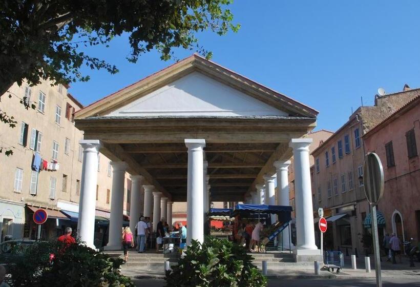 Résidence Roc E Mare