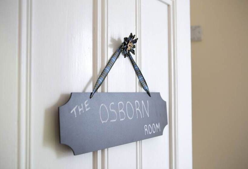 Albany House Bed And Breakfast