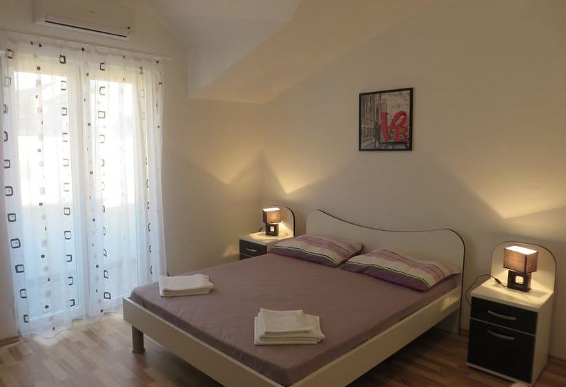 Apartments Petar