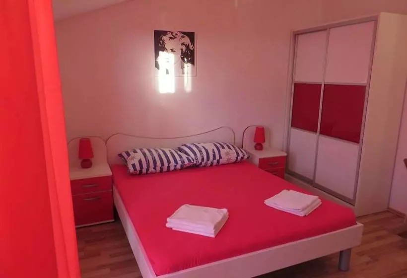 Apartments Petar