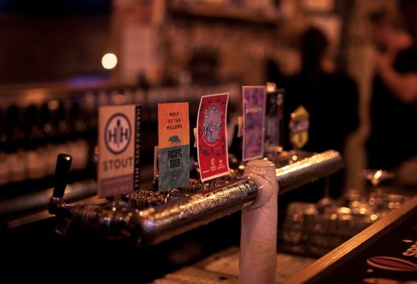 Отель Central Club