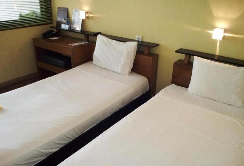 Szálloda Javacove Beach