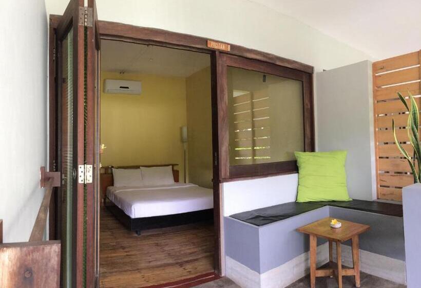 Szálloda Javacove Beach