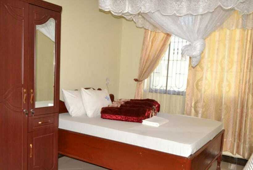 فندق Lesa Garden