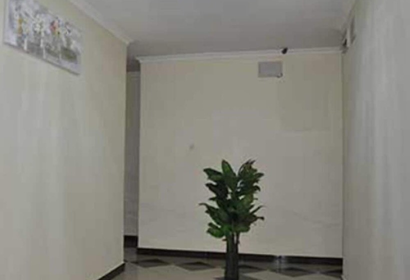 فندق Lesa Garden