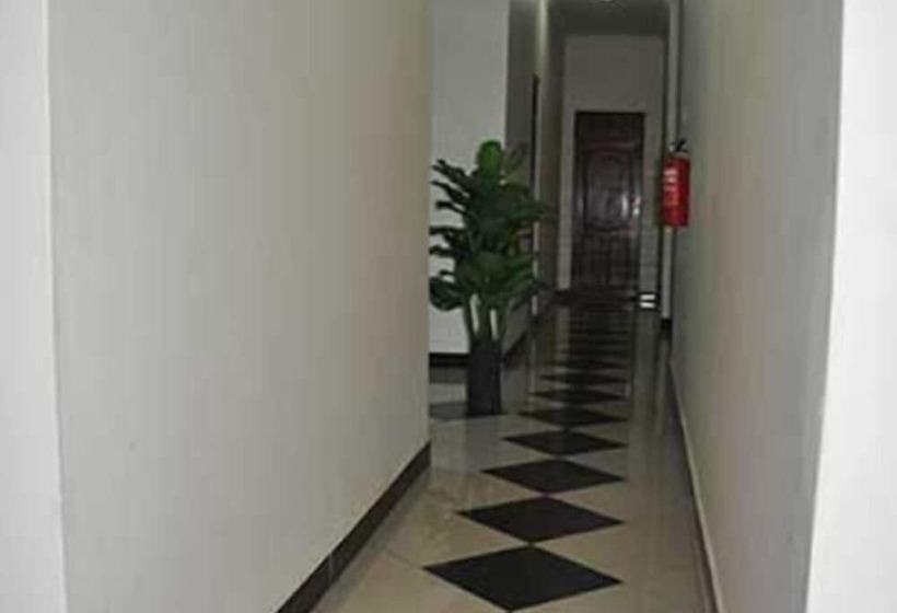 فندق Lesa Garden