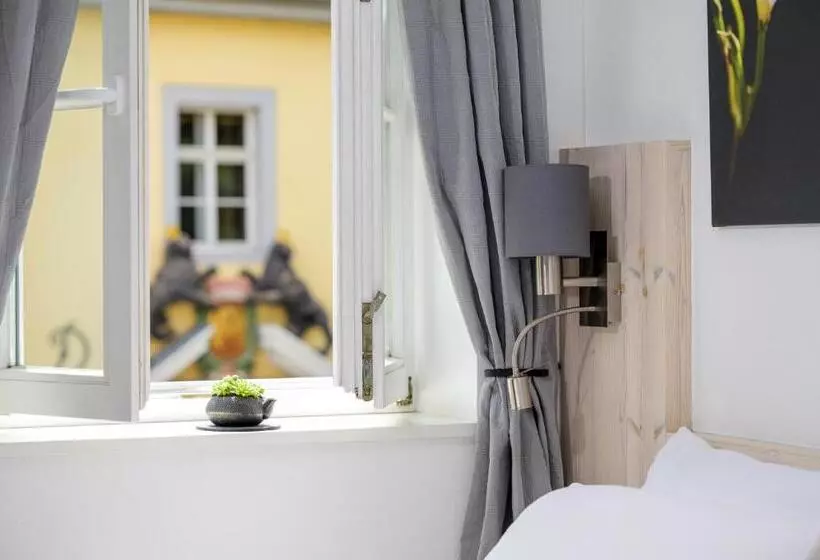 Hotelli Pension Kleine Residenz