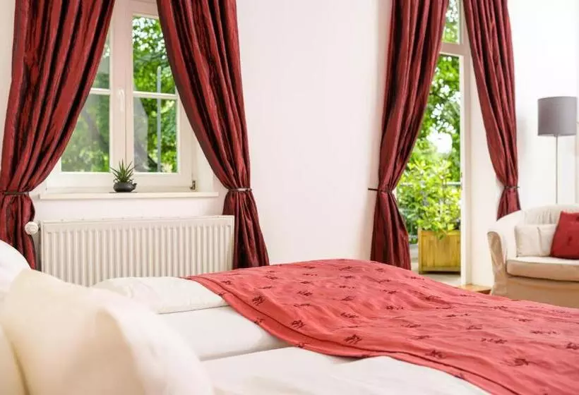 Hotelli Pension Kleine Residenz